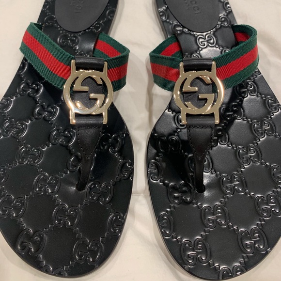 Gucci Shoes - Authentic Gucci flip flops size 37